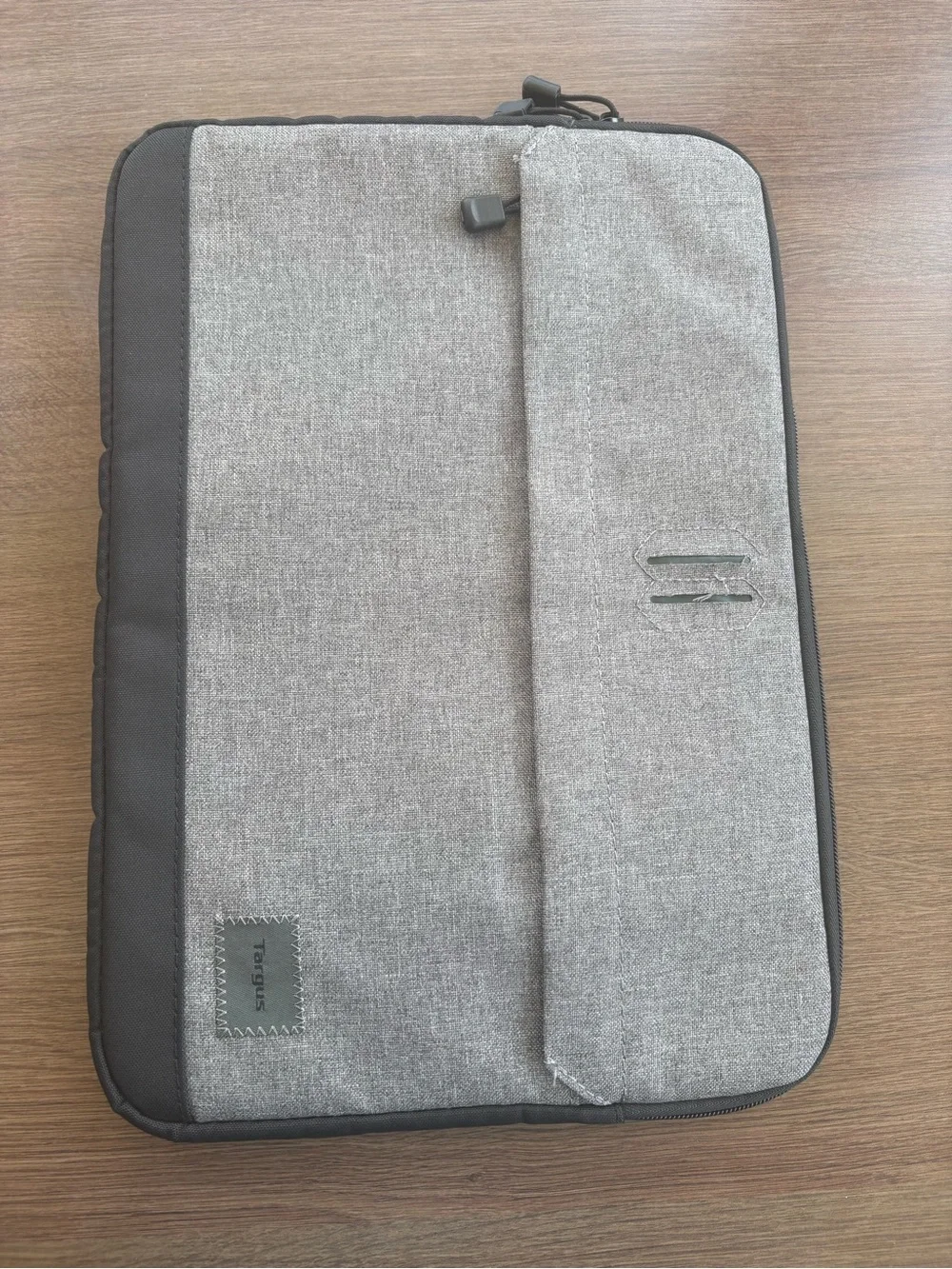 Targus Solid Pattern Laptop Sleeve Case - Gray and Black